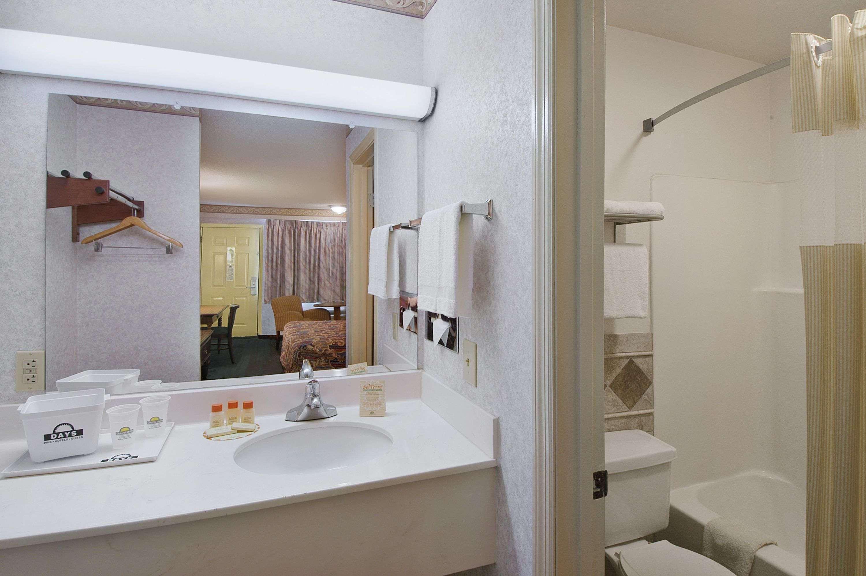 Days Inn By Wyndham Cartersville Phòng bức ảnh